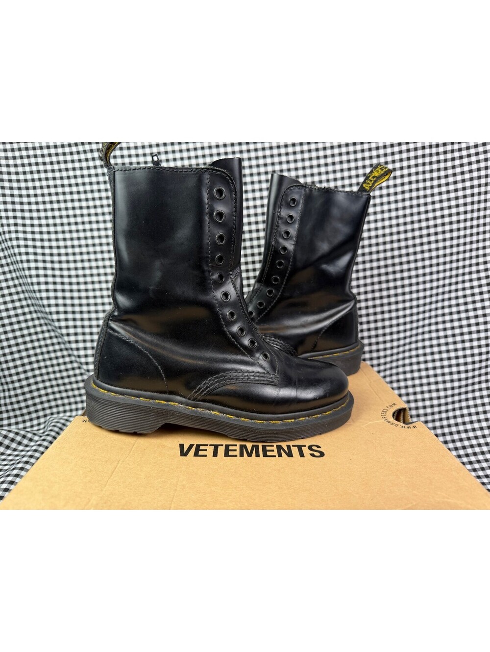 Dr Martens x Vetements 1490 Border Line Laceless Zip Boots Black EU 36 US 5